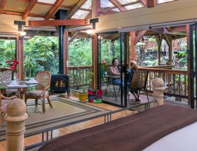 Hawaii rainforest suite with dining table and private porch