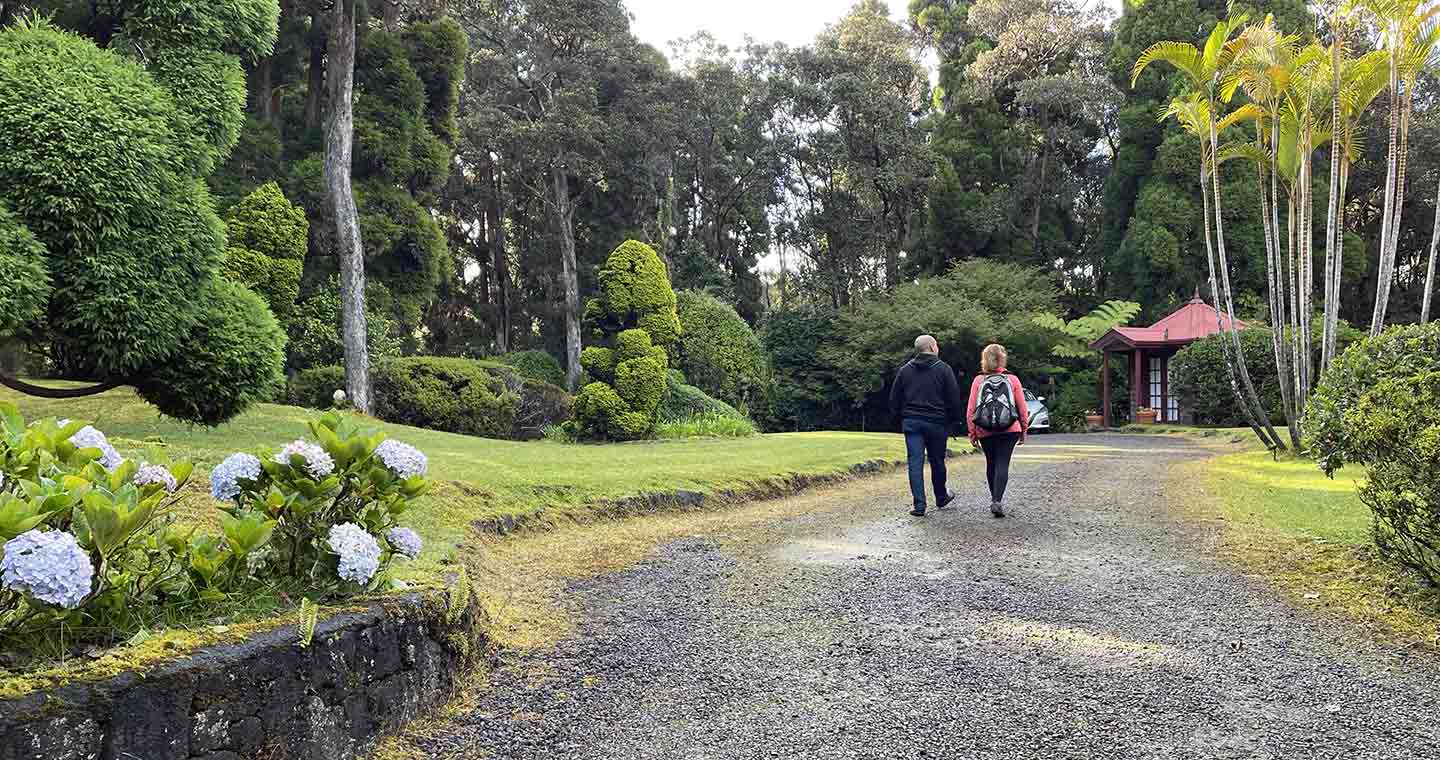 Setting out on a hike from the Estates to the Park
