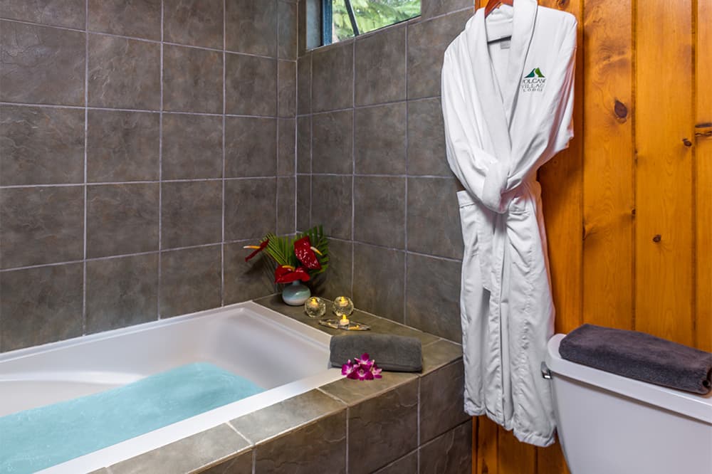 Deep Soaking Tub in Hale Manaluna