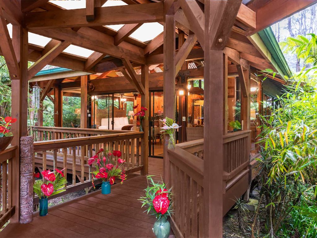 Rainforest suite entrance in Hilo, HI