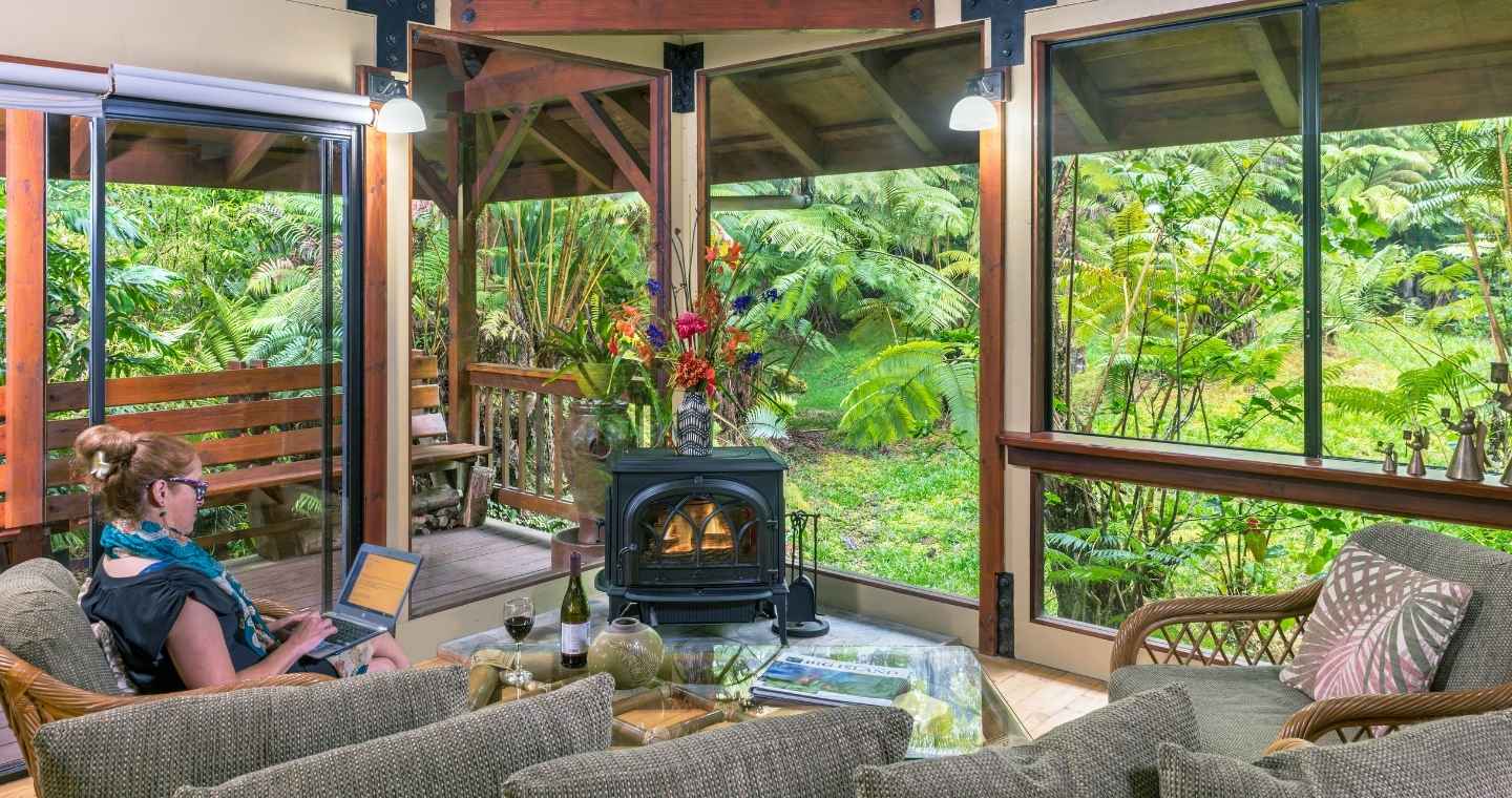 A guest at our Big Island Bed and Breakfast taking an online hawaiian art class through the Volcano Art Center